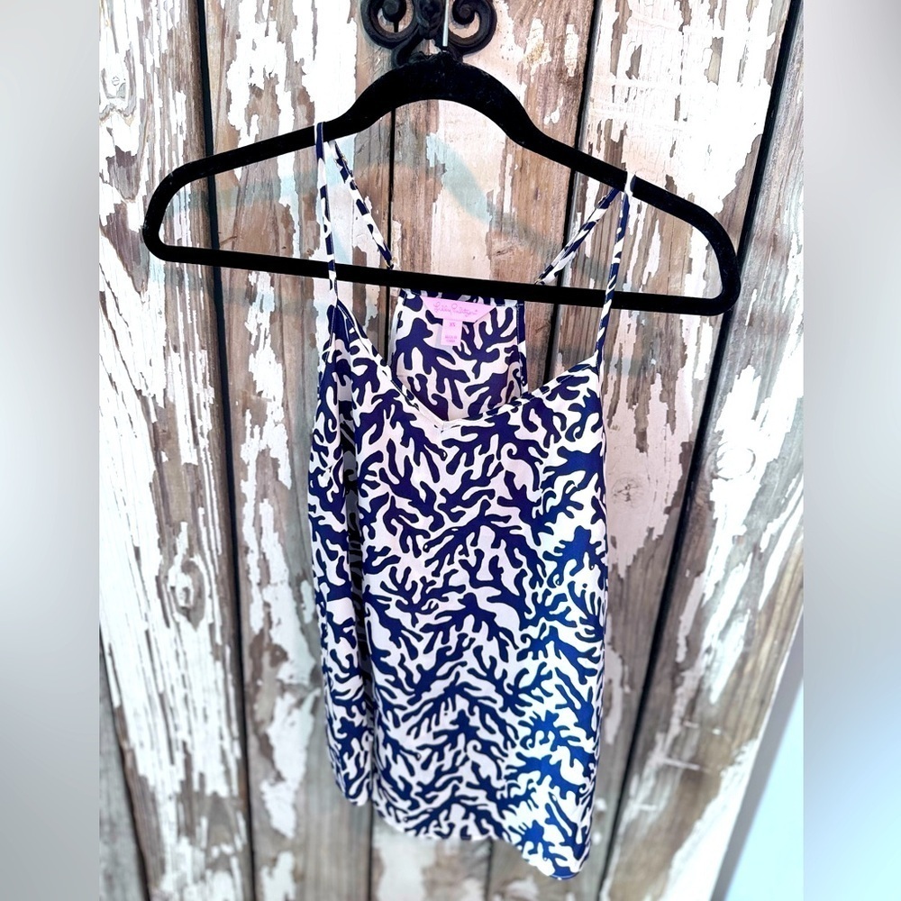 Lilly Pulitzer Dusk Bright Navy Treasure Racerback 100% Silk Tank size XS NWOT